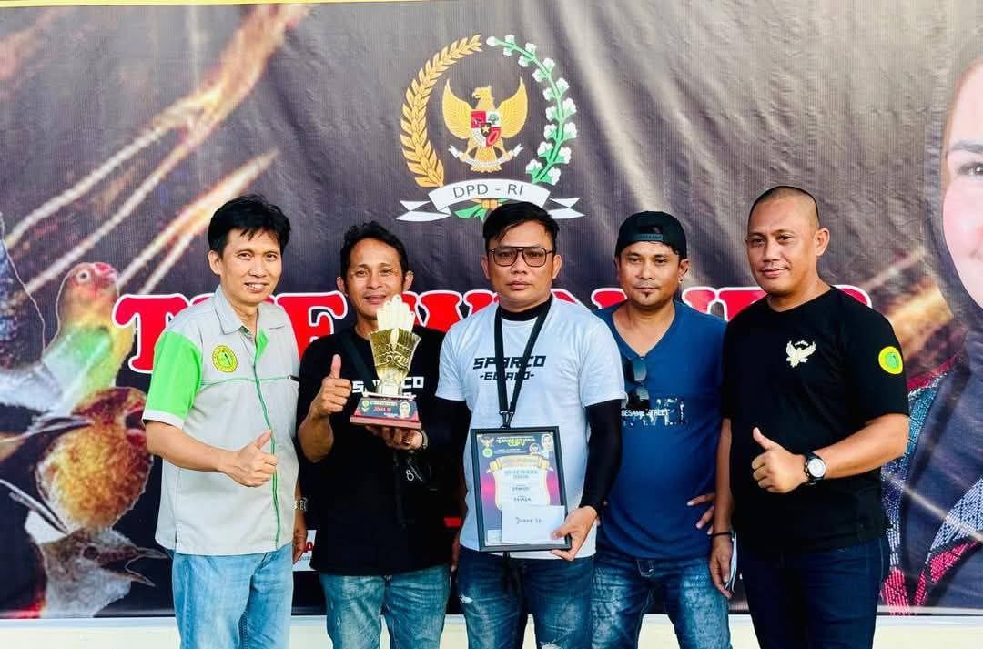 Juara, Single Faighter : Sparco SF Bersama Ketua KMG dan Ketua Panitia Ramijati Jahja CUP V