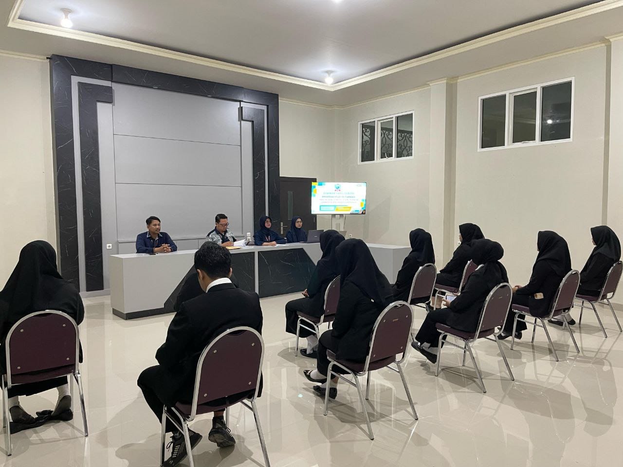 Mahasiswa Prodi S1 Farmasi FSTIK UBM Gorontalo, Lakukan Penelitian Manfaat Ikan Hiu dan Ikan Manggabai Obati Luka Bakar ( F.Hms)