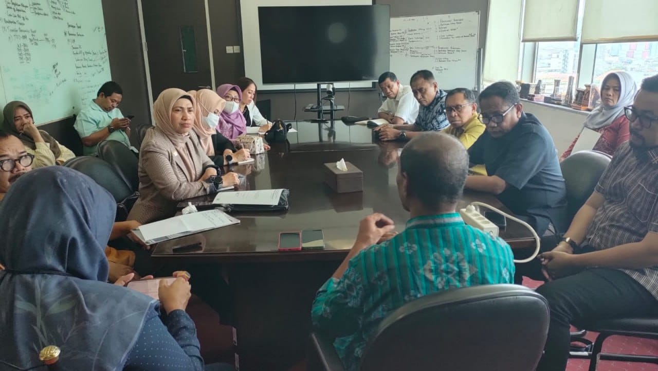 Wakil Ketua Komisi II — Meyke Kamaru, melakukan kunjungan kerja ke Kementrian Dalam Negeri (F. Ist)