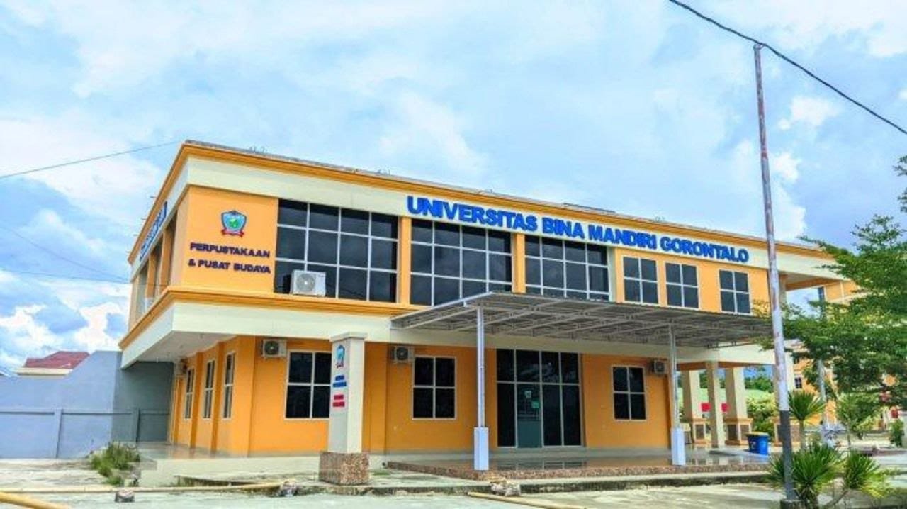 Gedung Universitas Bina Mandiri Gorontalo ( F. Ist)