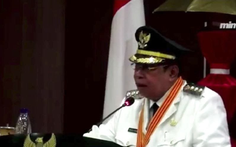 Walikota Gorontalo, H. Adhan Dambea, S. Sis. SH, MA Saat Pidato Pada Acara Sertijab ( F. Fahri)