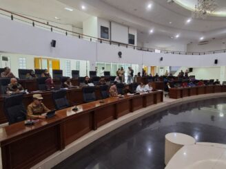 UBM Gorontalo Bahas Solusi Isu Kemahasiswaan Dan  Otoritas Kampus Dalam RDP Di Deprov