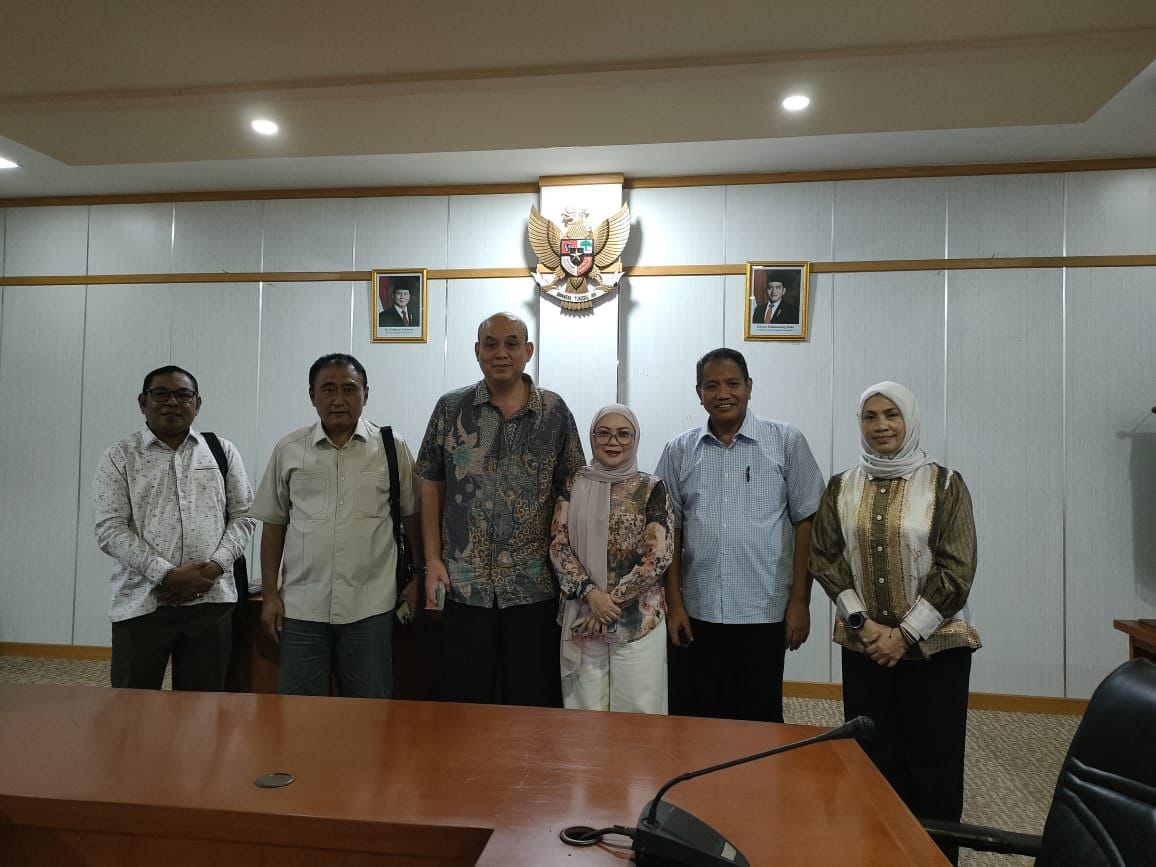 Komisi II DPRDProvinsi Gorontalo melakukan kunjungan kerja ke dl Kementerian Pertanian RI( Foto : Ist)