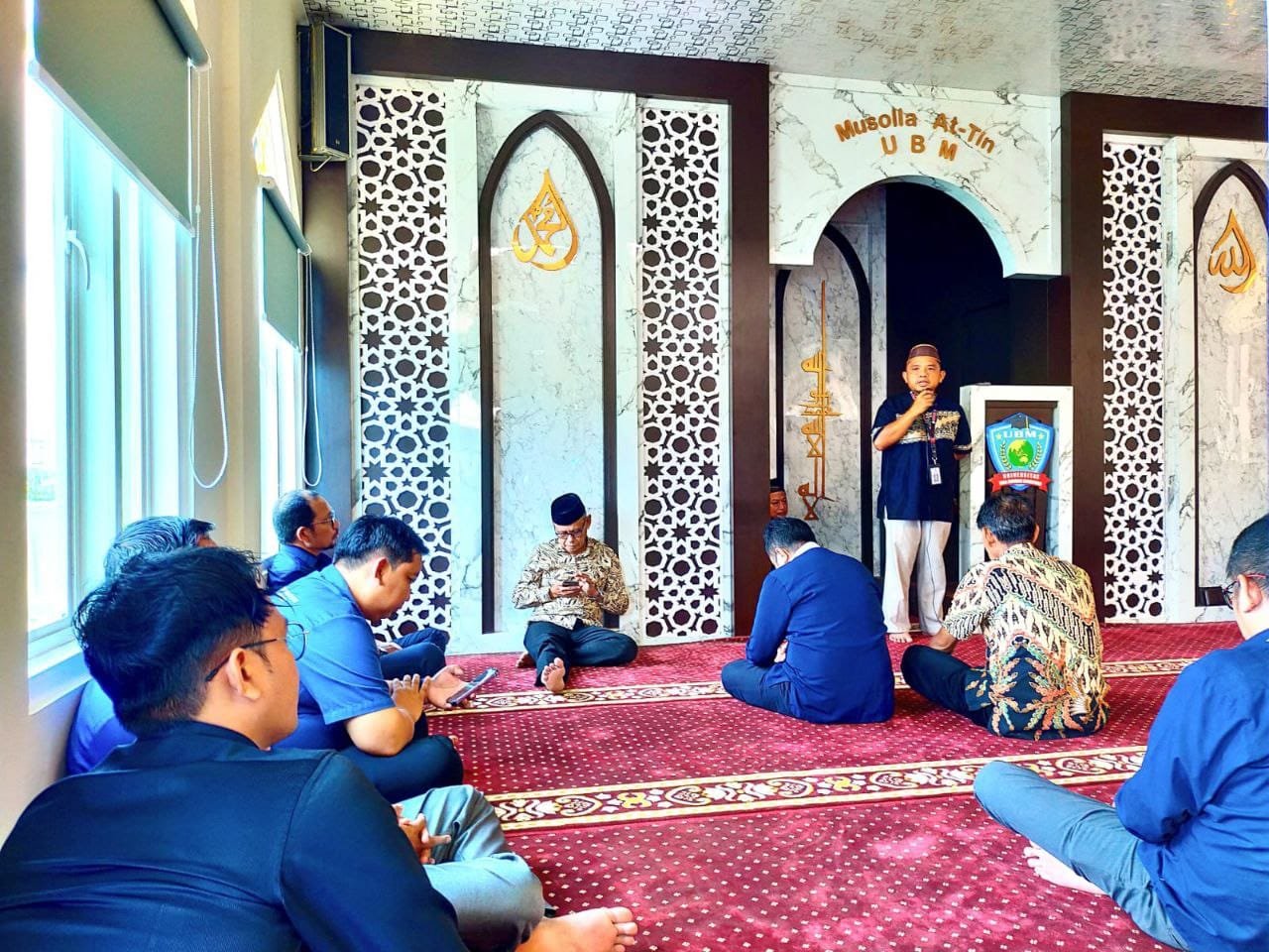 Kultum disampaikan oleh Ketua YBMG, Dr. H. Azis Rachman, MM, IPM ( F. Hms)