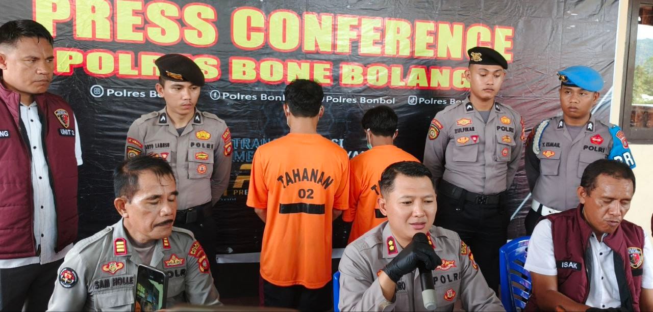 Kapolres Bone Bolango, AKBP Supriantoro, S.I.K Pada Press Conference, Rabu 23/4/2025 ( Foto : Fahri)