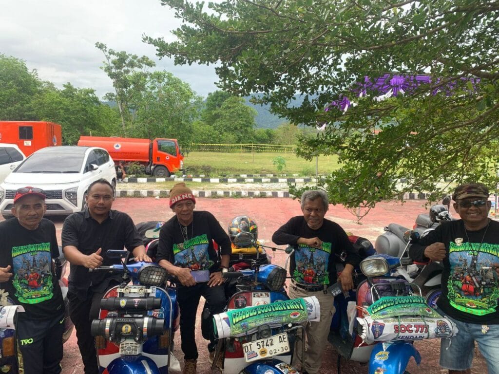 Scooter Otomotif Club (SOC) 777 dari Kendari, Sulawesi Tenggara pada CSP XVIII Gorontalo. ( Foto: Fahri)