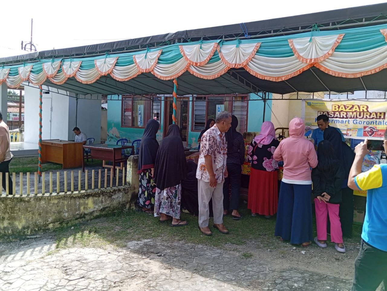 Pasar murah non Subsidi di Kelurahan Dembe I pada Kamis, 4 Juli 2025 ( Foto : Hms)