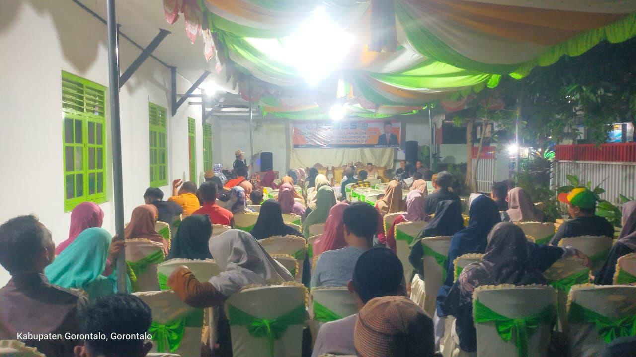 Anggota DPRD Provinsi Gorontalo, Ramdan D. Liputo menggelar reses ke-3 di Kelurahan Kayubulan, Kecamatan Limboto, Selasa (1/7/2025) Foto: Fahri