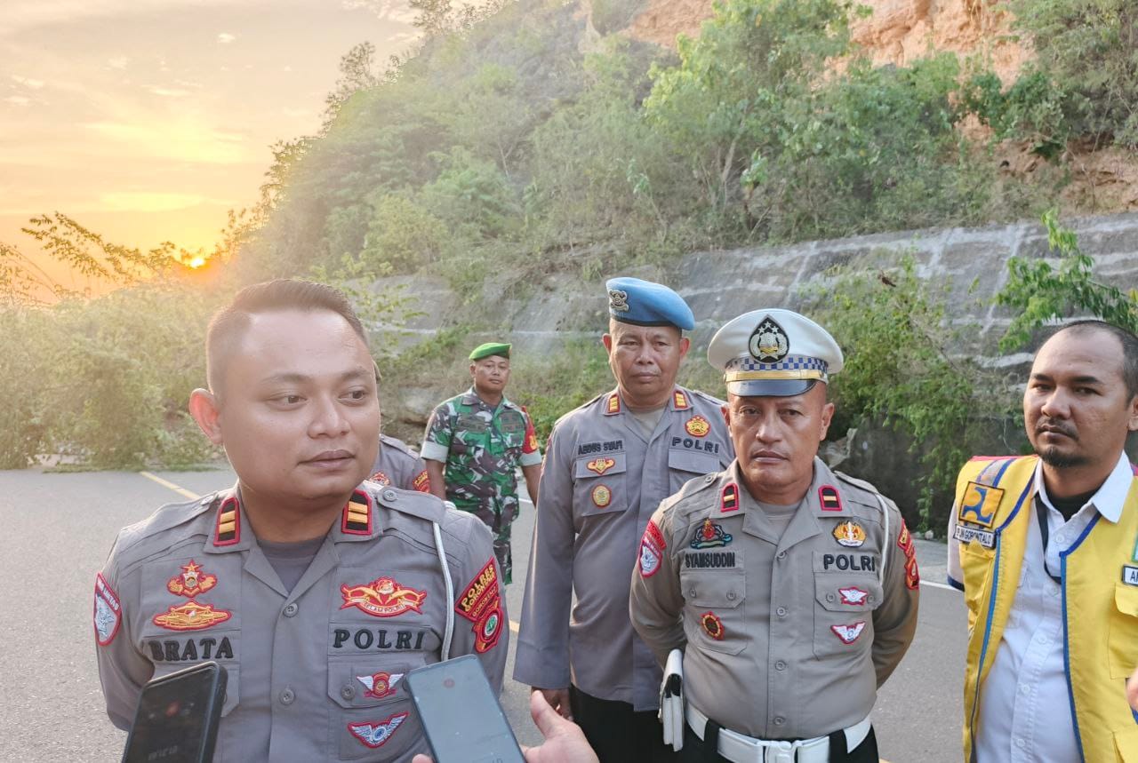 Kasat Lantas Polres Gorontalo, Iptu Brata Citra Sakti Purnomo.( Foto: Hadi)