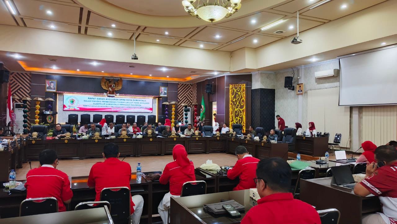 Rapat Paripurna DPRD Kota Gorontalo, Senin (25/8/2025). Foto: Bella