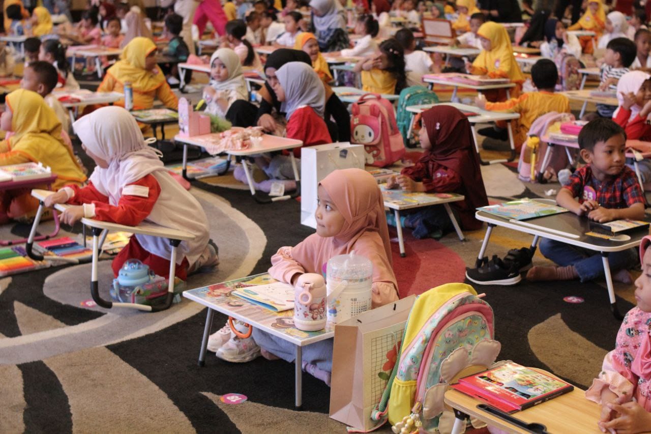 Aston Gorontalo Gelar Lomba Mewarnai, Meriahkan Semarak Kemerdekaan ( Foto: Hms)