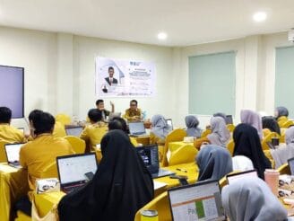 LPPM UBM Gorontalo Selenggarakan Workshop Jurnal Bereputasi dan Proposal Hibah Bersama Prof. Dr. Ismail Marzuki, M.Si