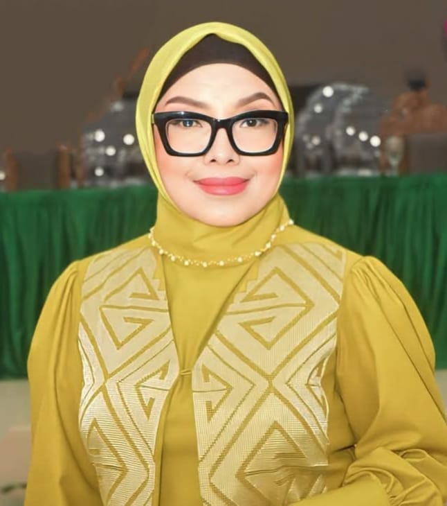 Rektor UNBITA Gorontalo, Dr. Ellys Rachman, S.Sos., M.Si