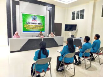12 Mahasiswa UBM Gorontalo Jalani Ujian Proposal Skripsi,  Dispilin Waktu dan Fokus Penelitian Berkualitas