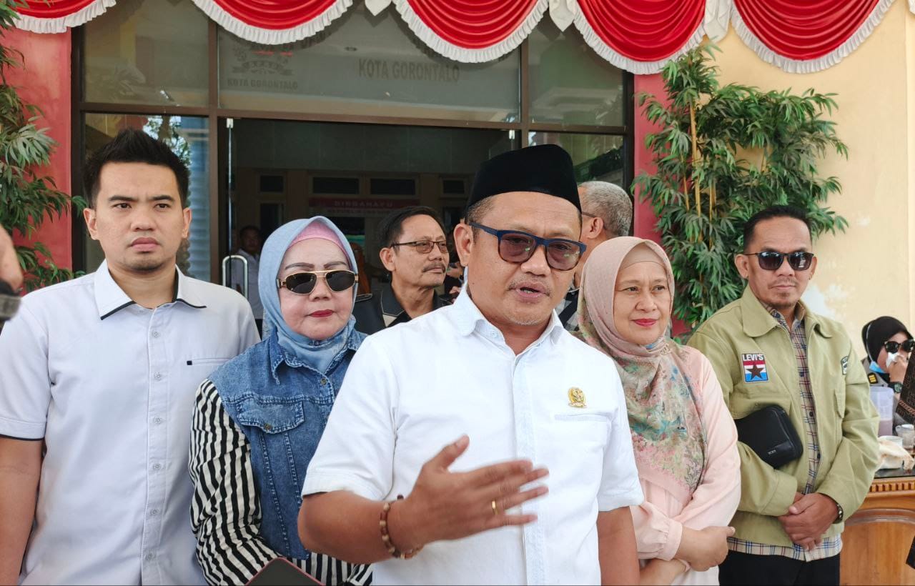 Ketua DPRD Kota Gorontalo, Irwan Hunawa ( Foto: Bella)