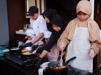 Aston Gorontalo Gelar Junior Chef Cooking Class, Anak-Anak Belajar Memasak Sambil Bermain