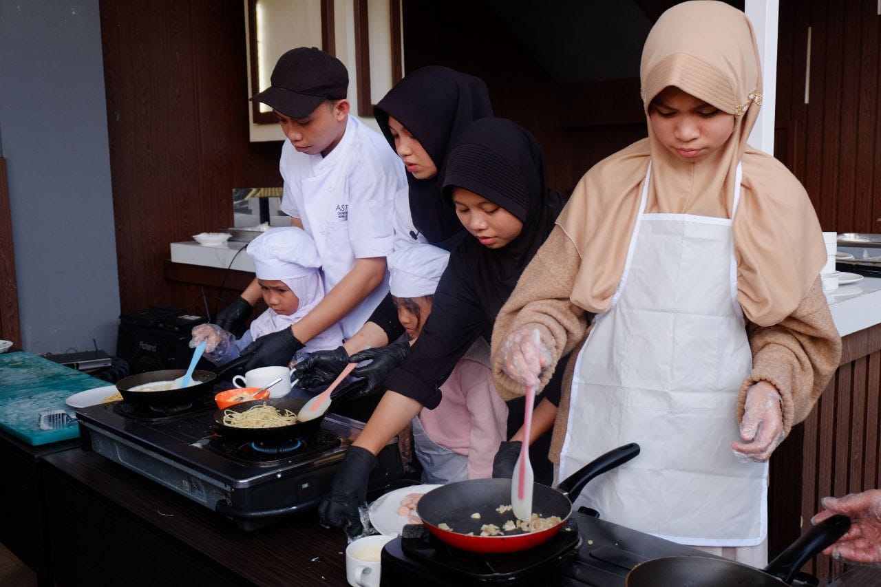 Aston Gorontalo Gelar Junior Chef Cooking Class, Anak-Anak Belajar Memasak Sambil Bermain