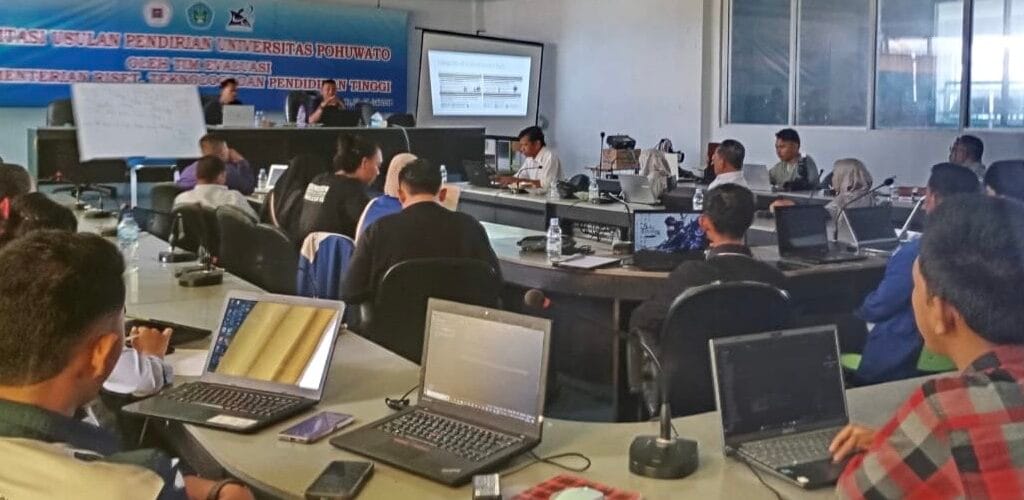 Fikom UNIPO Mantapkan Kurikulum Berbasis AI Lewat Pelatihan Pembuatan Modul Python