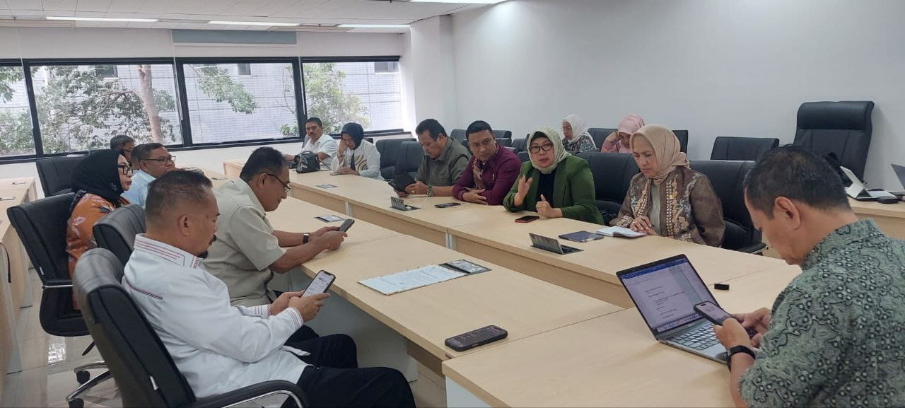 Komisi II dan Panitia Khusus (Pansus) Pertambangan DPRD Provinsi Gorontalo melakukan kunjungan kerja ke Kementerian Lingkungan Hidup dan Kehutanan (KLHK), Kamis (16/10/2025)