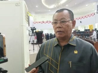 Fikram Salilama Soroti Anggota Dewan Dinas Luar di Hari Paripurna