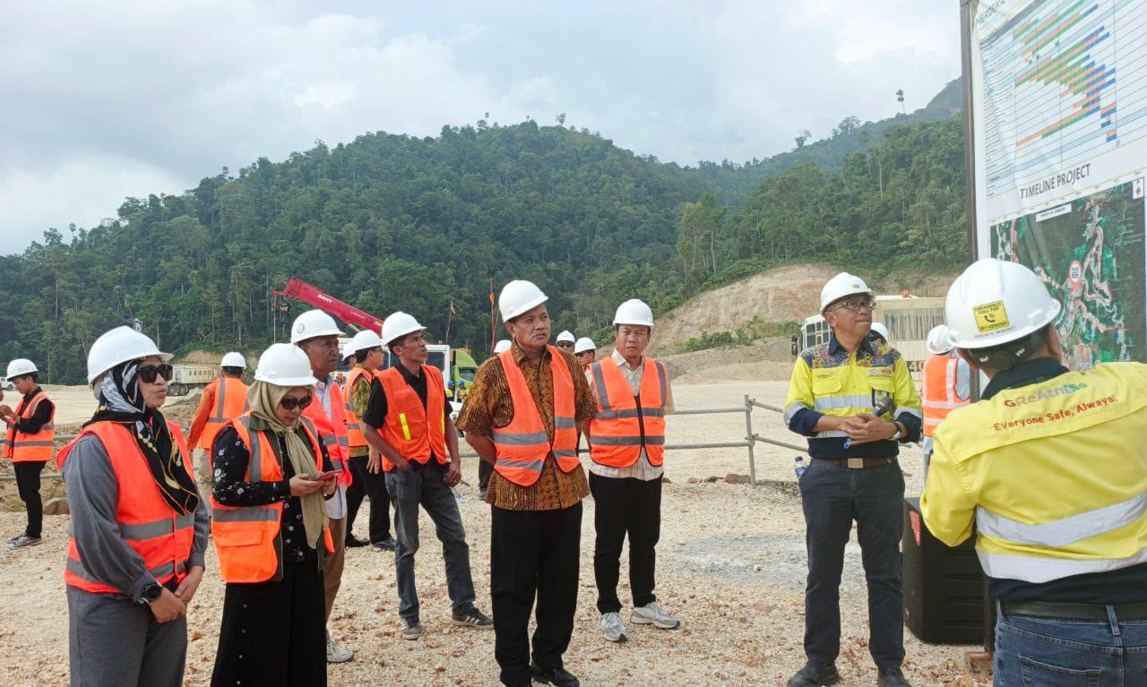 Pansua Pertambangan DPRD Provinsi Gorontalo Saat berada di lokasi Pani Gold Project