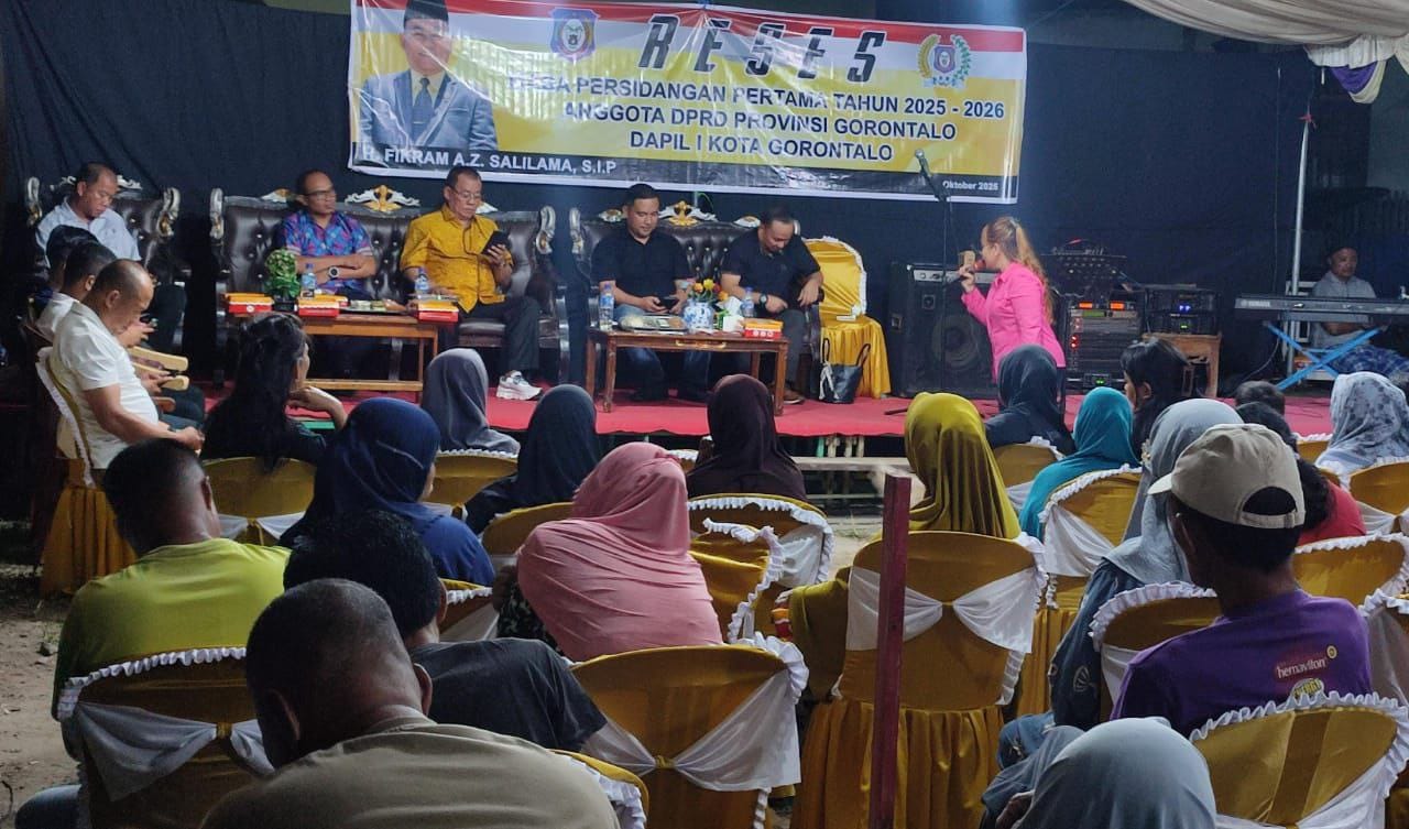 Anggota DPRD Provinsi Gorontalo, Fikram AZ Salilama, pada reses di Kelurahan Dulalowo, Kota Gorontalo