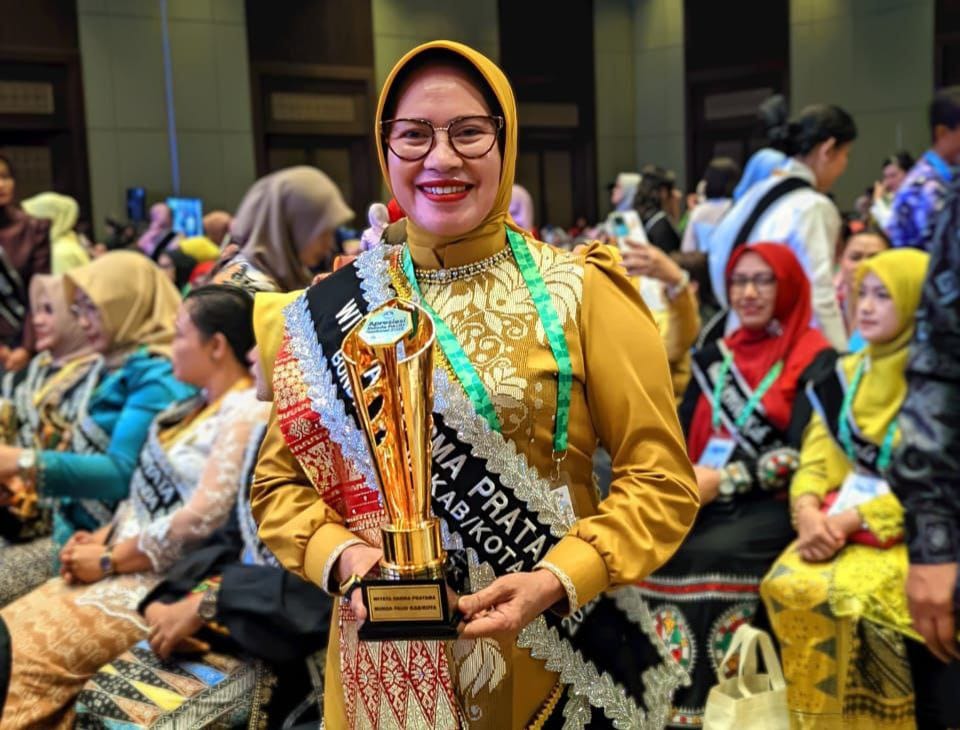 Bunda PAUD Gorontalo, Maryam Sofyan Puhi, Raih Penghargaan Nasional