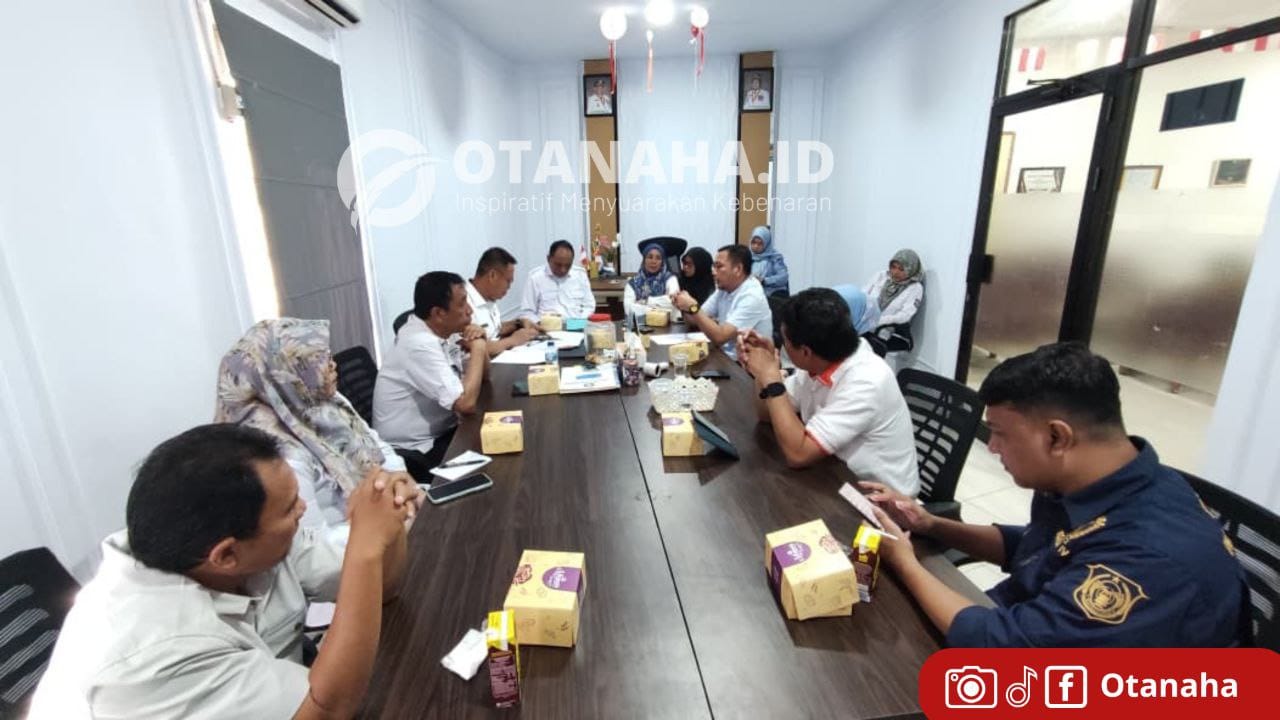 Komisi IV DPRD Provinsi Gorontalo melakukan kunjungan kerja ke Dinas Tenaga Kerja, Energi Sumber Daya Mineral, dan Transmigrasi Provinsi Gorontalo