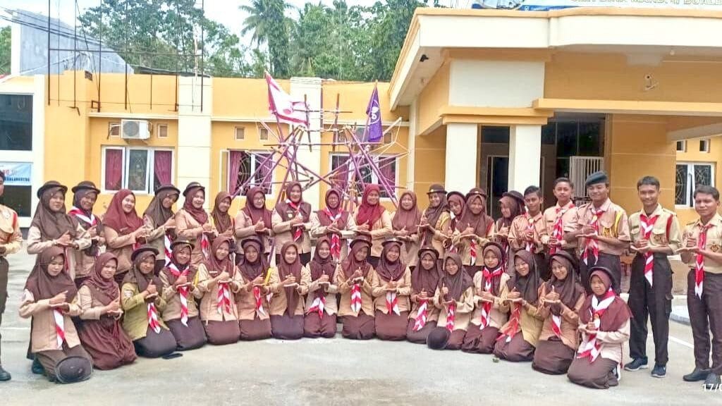 Siswa SMK Bina Mandiri Boalemo Ikuti Peran Saka Nasional 2025 di Bongohulawa
