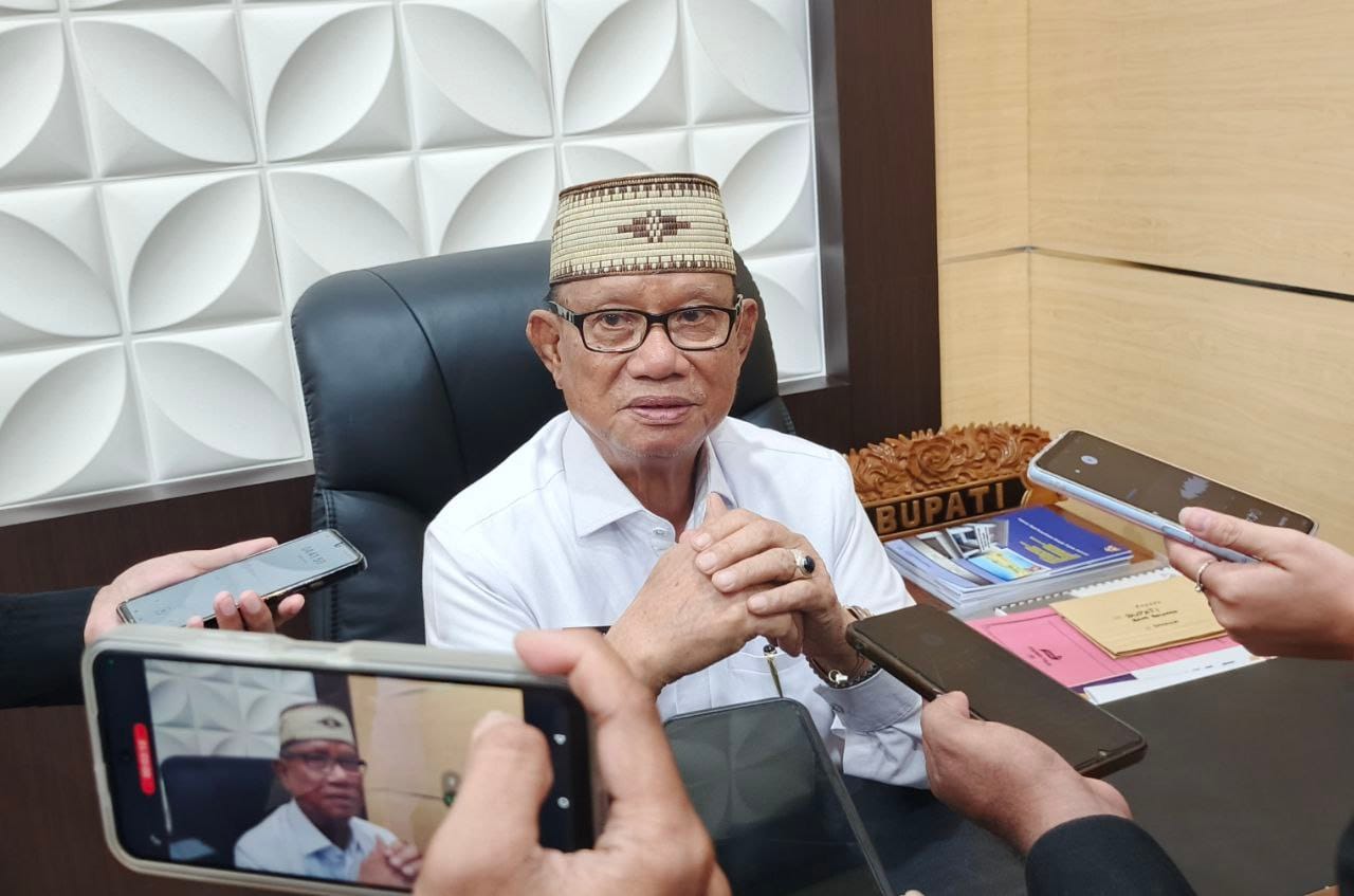 Bupati Bone Bolango, Ismet Mile