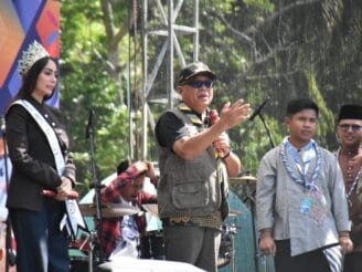 Karnaval Budaya Peran Saka Warnai Limboto Dan Dongkrak UMKM dan Pariwisata
