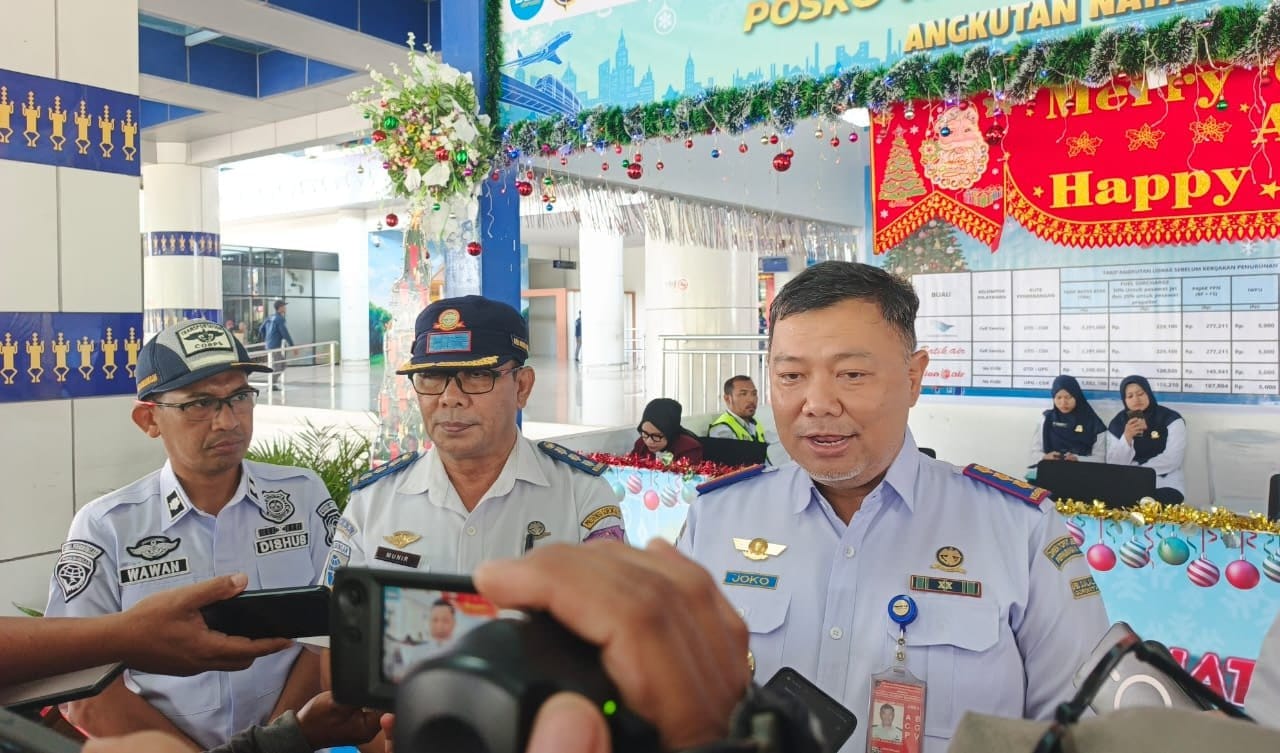 Kepala Bandara Djalaluddin Gorontalo, Joko Harjani (F.Ist)
