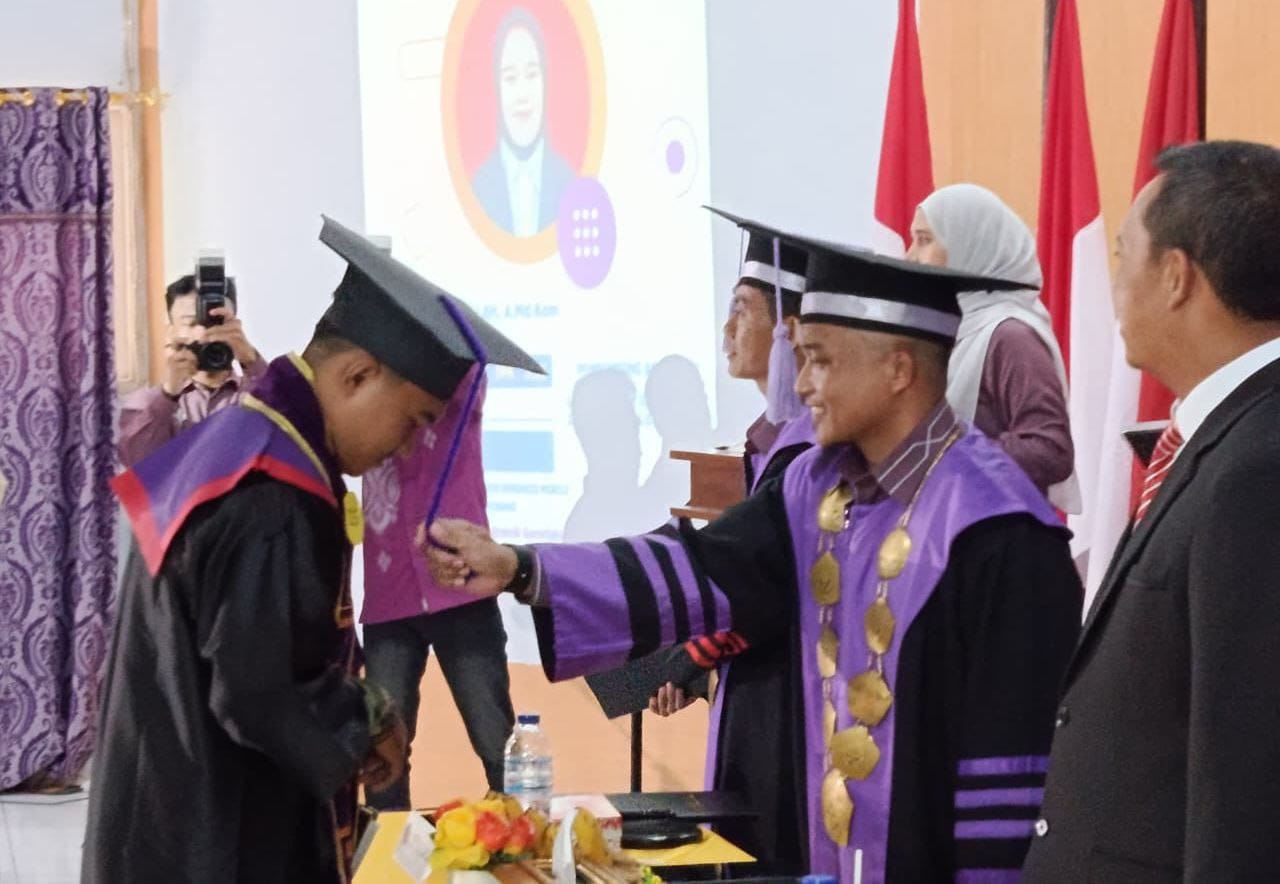 Prosesi Wisuda ke- XIV Program Diploma III Politeknik Gorontalo Tahun 2025.