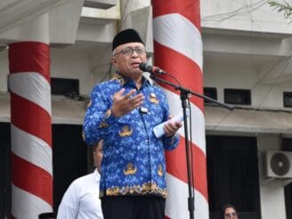 ‎Bupati Gorontalo Tekankan Disiplin ASN, Pencegahan HIV, dan Transparansi Zakat pada Apel KORPRI
‎