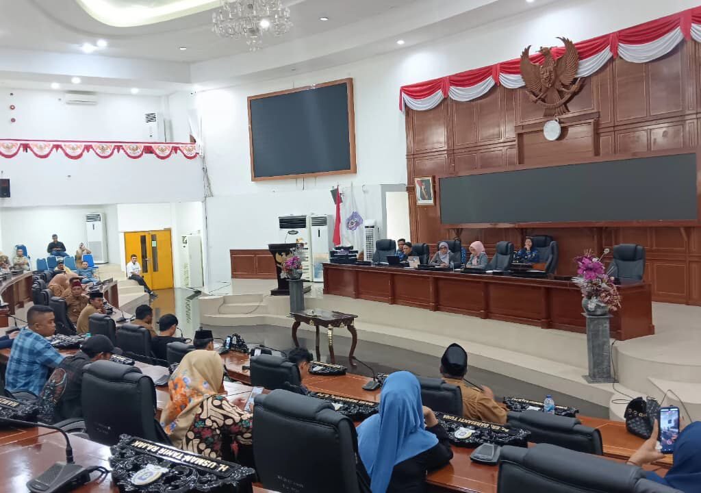 Komisi I DPRD Provinsi Gorontalo, Menerima Masa Aksi dari kepala desa dan perangkat desa se-Provinsi Gorontalo