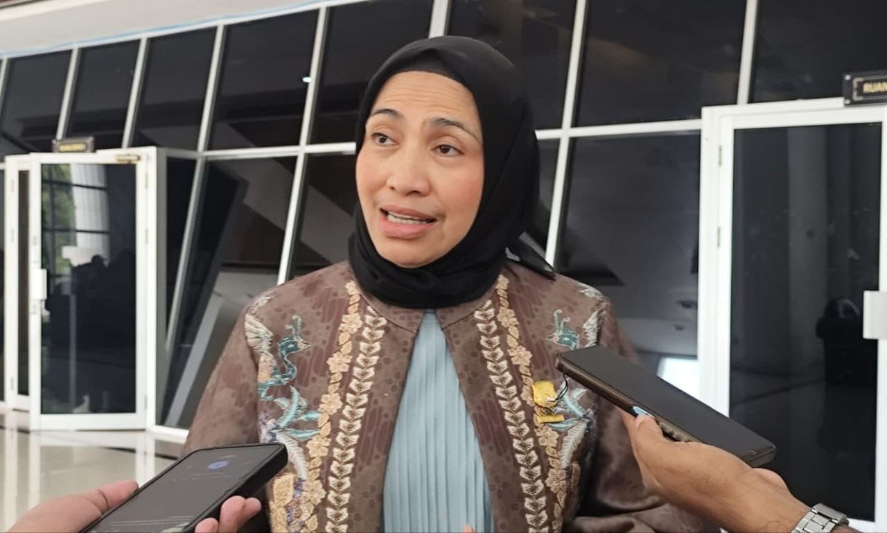 Wakil Ketua Komisi II DPRD Provinsi Gorontalo, Meyke Camaru,