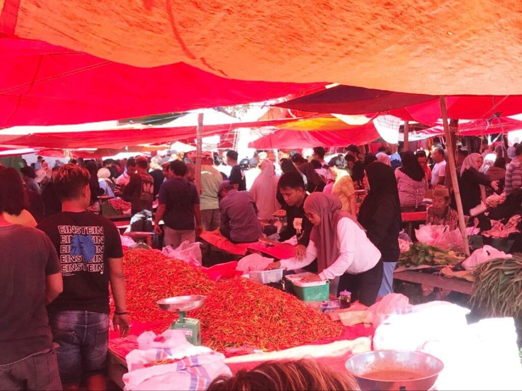 Suasana di Pasar Sabtu Andalas, Kota Gorontalo