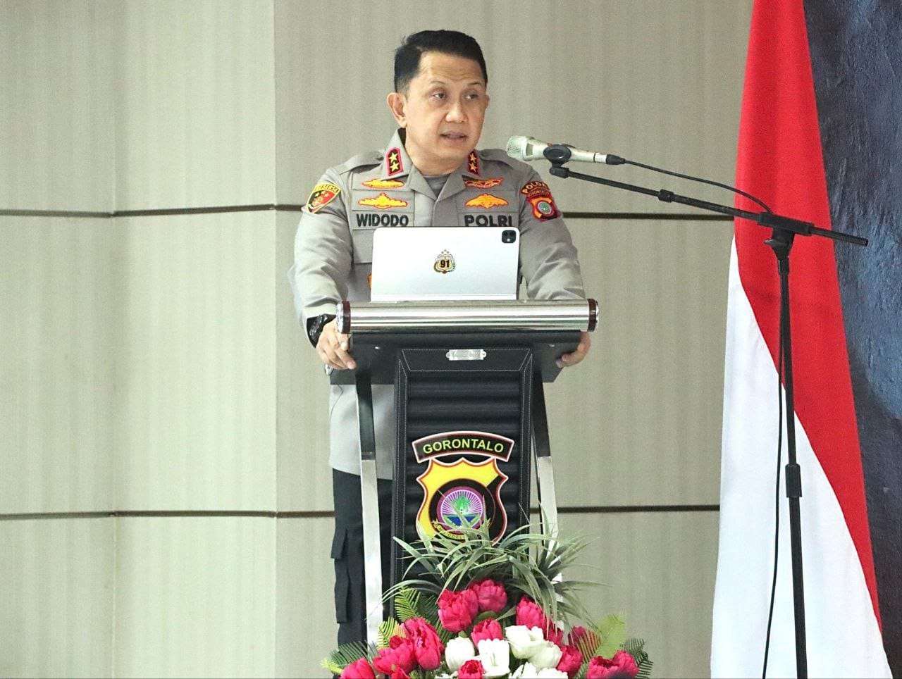 Kapolda Gorontalo, Irjen.Pol Widodo, SH,MH.