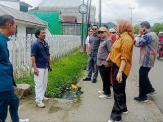 Anggota DPRD Kota Gorontalo Dapil IV Tinjau Deker Berbahaya dan Drainase Banjir di Heledulaa Selatan