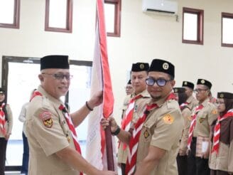 Sofyan Puhi Lantik Mabisaka dan Pinsaka Saka Adhyasta Pemilu Kwarda Gorontalo, Perkuat Pendidikan Demokrasi Berbasis Pramuka