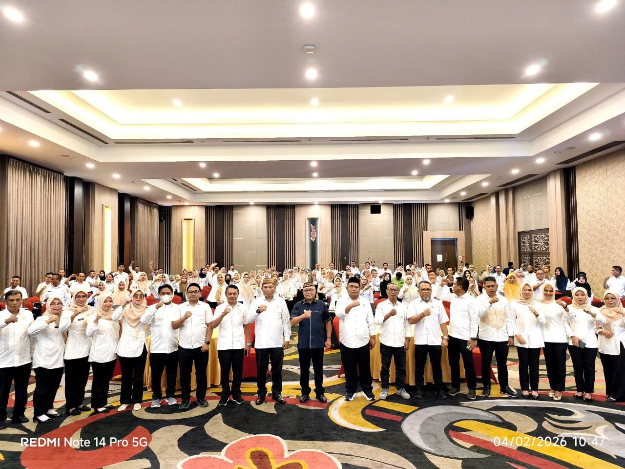 Bupati Gorontalo, Sofyan Puhi, pada kegiatan Pendampingan Penginputan E-Monep NG (Elektronik Monitoring, Evaluasi, dan Pelaporan New Generation) Tahun 2026