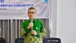 Wakil Rektor II UMGO, Dr. Salahudin Pakaya.